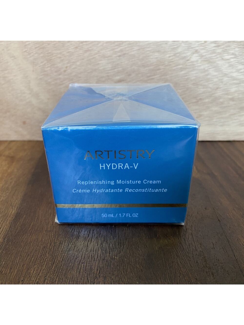 Artistry Hydra V Replenishing Moisture Cream Amway 50 ml/ 1.7 fl oz New Sealed